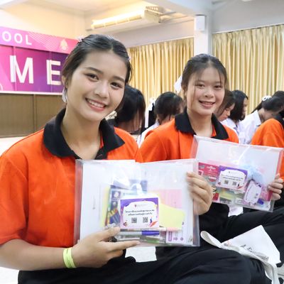 Group of students are smiling at the camera